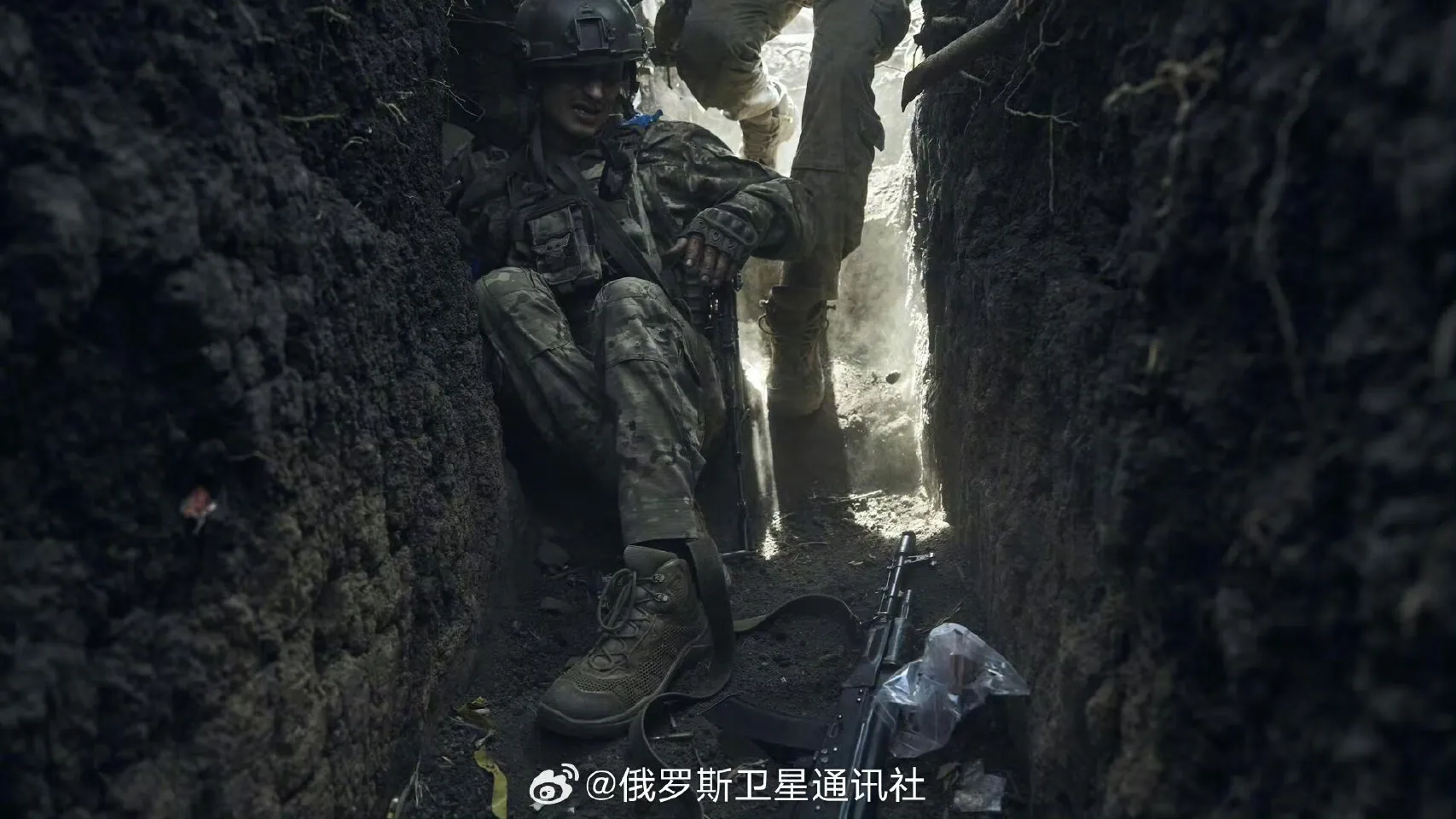 北马其顿队与乌克兰队硬仗对决，悬念迭起的简单介绍