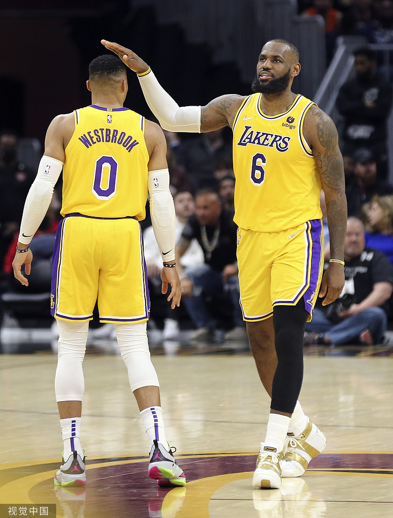 陈梦状态火爆,国王杯半决赛对阵费城76人,广东男篮力争不败的简单介绍 陈梦状态火爆,国王杯半决赛对阵费城76人,广东男篮力争不败的简单介绍